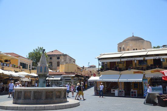 Platia Ippokratous