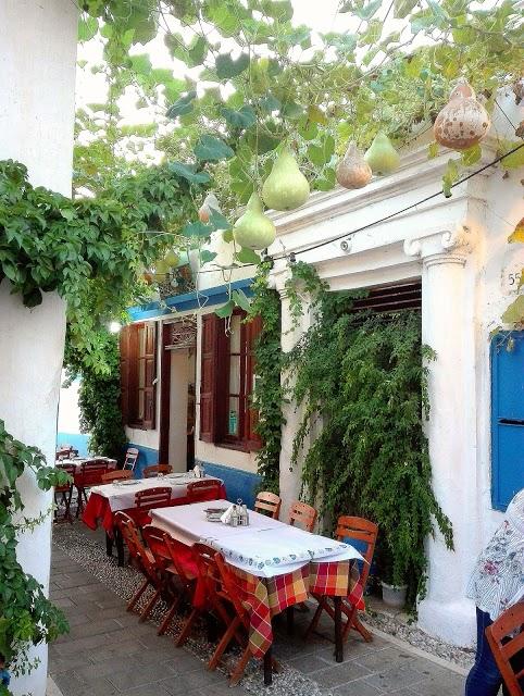 Tasos Taverna