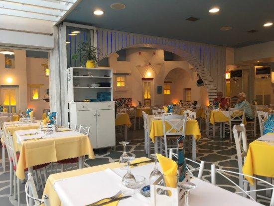 Kostas Village Taverna