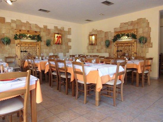 Eleni Restaurant & Pool Snack Bar