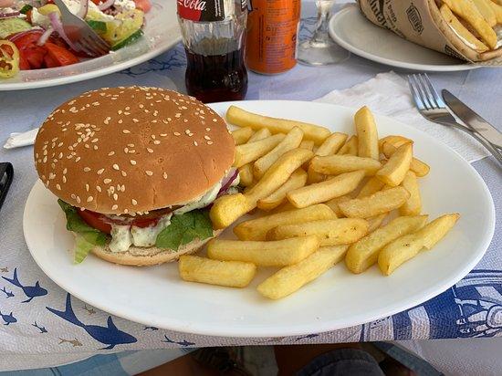 Mamas Gyros