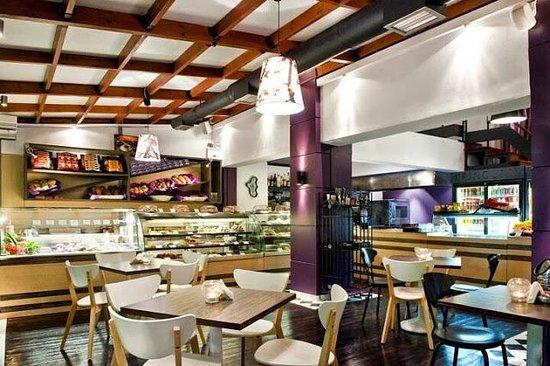 Kringlan Cafe & Restaurant