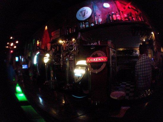 Kelly's Irish Bar