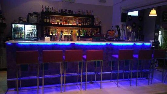Fuse Bar