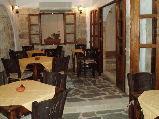 Kamariko Taverna