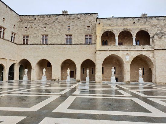 Rodos Kalesi